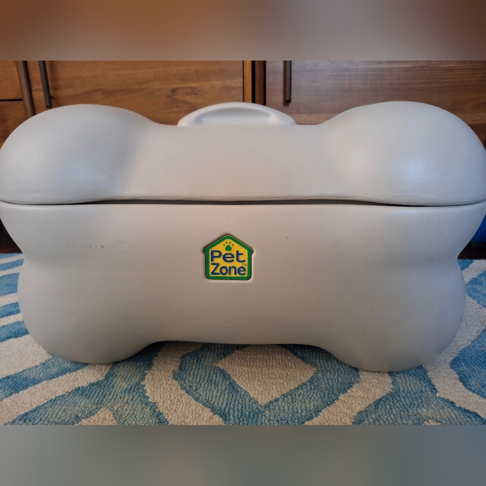 Pet Zone Bone-Shaped Large Storage Container
